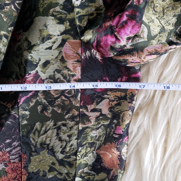 EUC Tahari by Arthur S. Levine Floral Jacquard Satin One Button Blazer Size 2 - Picture 9 of 12